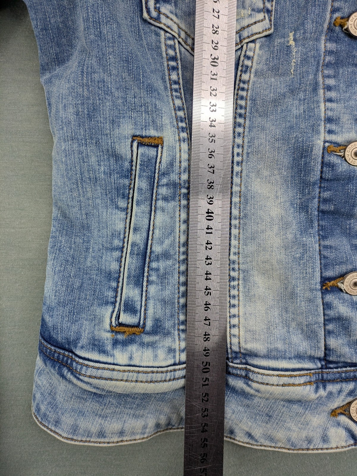 LTB blue denim jacket slim fit used look with button closure and chest pockets