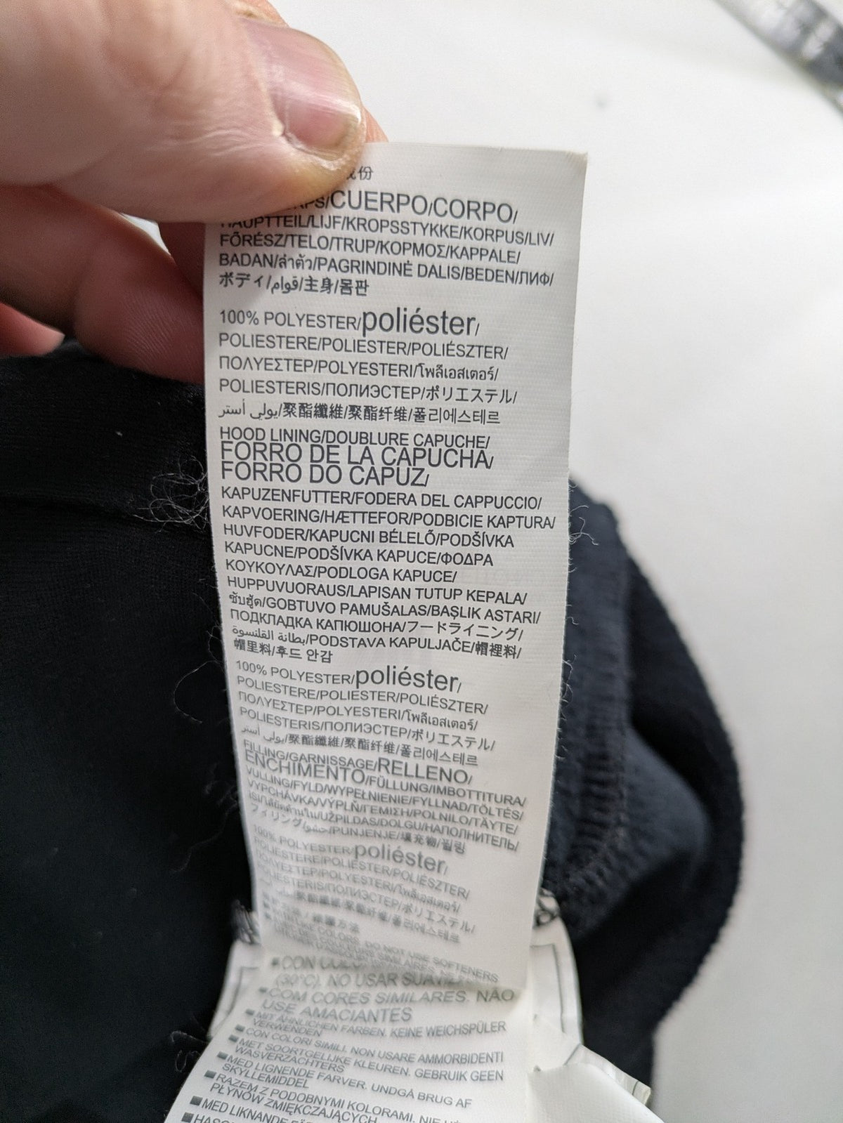 Under Armour grey ColdGear hoodie anorak with quarter zip and adjustable hood.