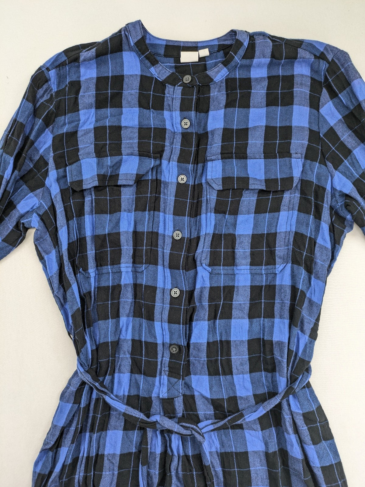 Gap blue and black checkered shirt dress with button placket and removable belt.