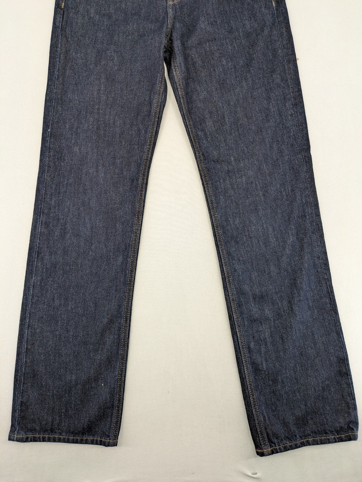 C&A blue straight jeans W28 L32 with 5-pocket design and contrasting orange stitching.