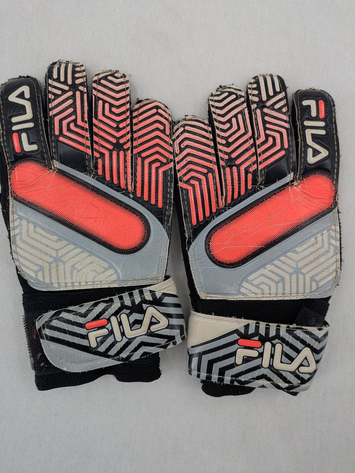Fila soccer gloves black grey red geometric pattern padded backhand
