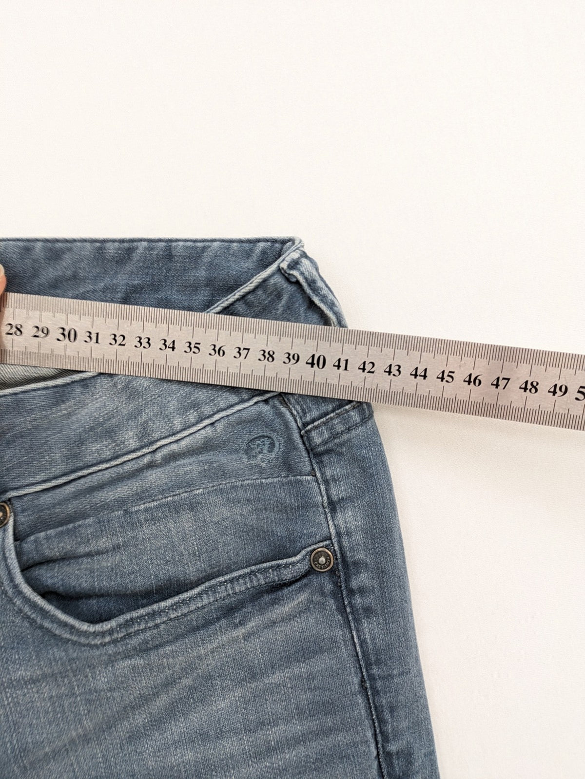 CAST IRON blue straight jeans Riser Slim Fit with classic button fly and casual wash.