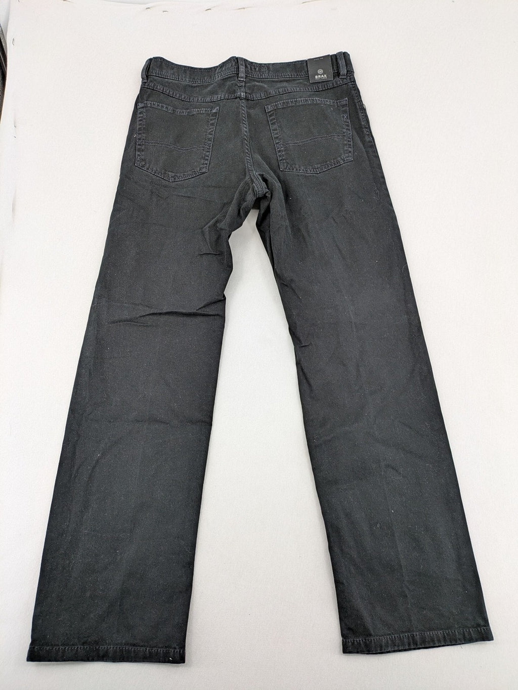 BRAX black straight jeans Carlos model, washed finish, durable cotton with stretch.
