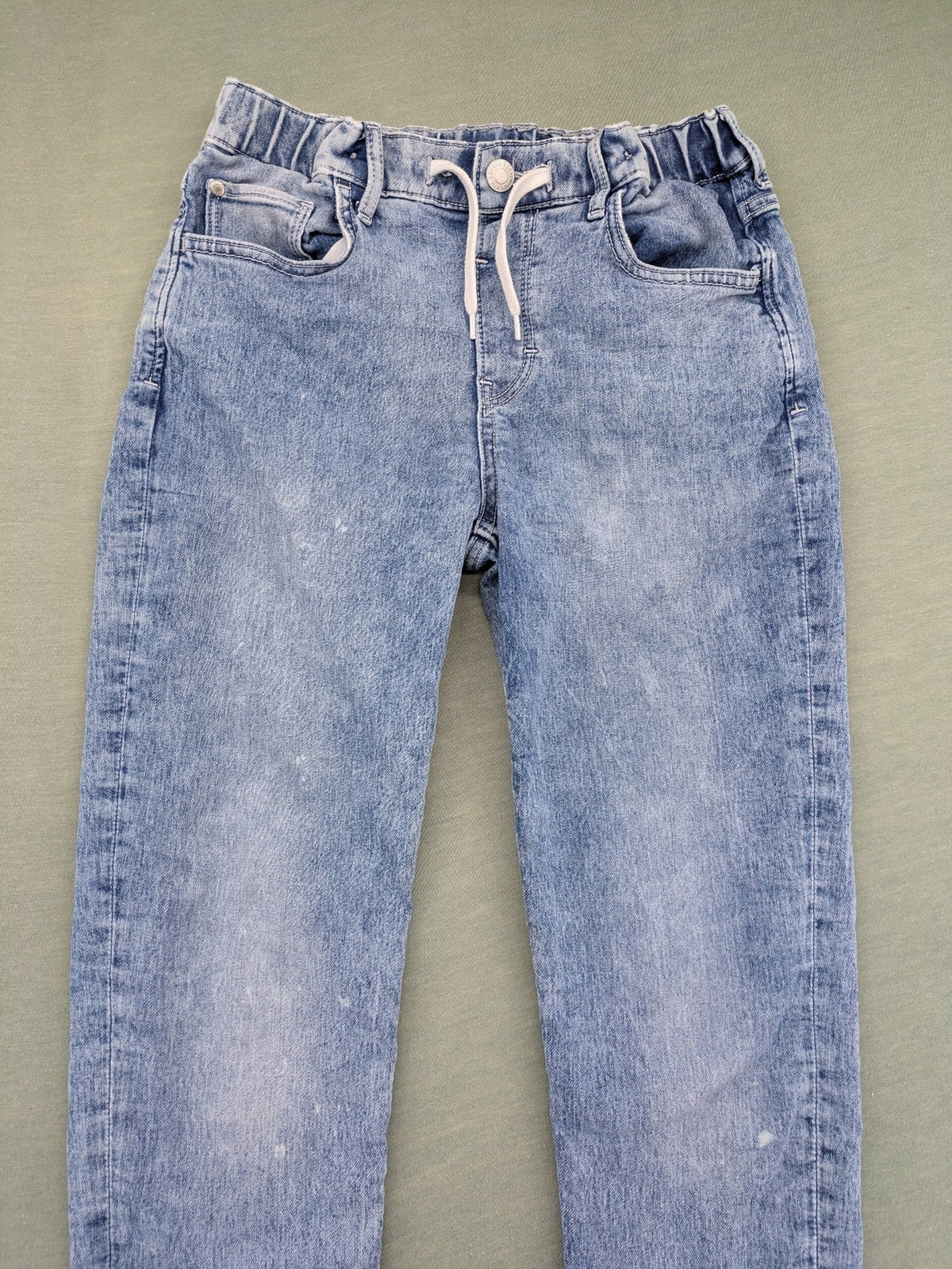 H&M blue straight jeans relaxed fit with adjustable elastic waistband and drawstring.
