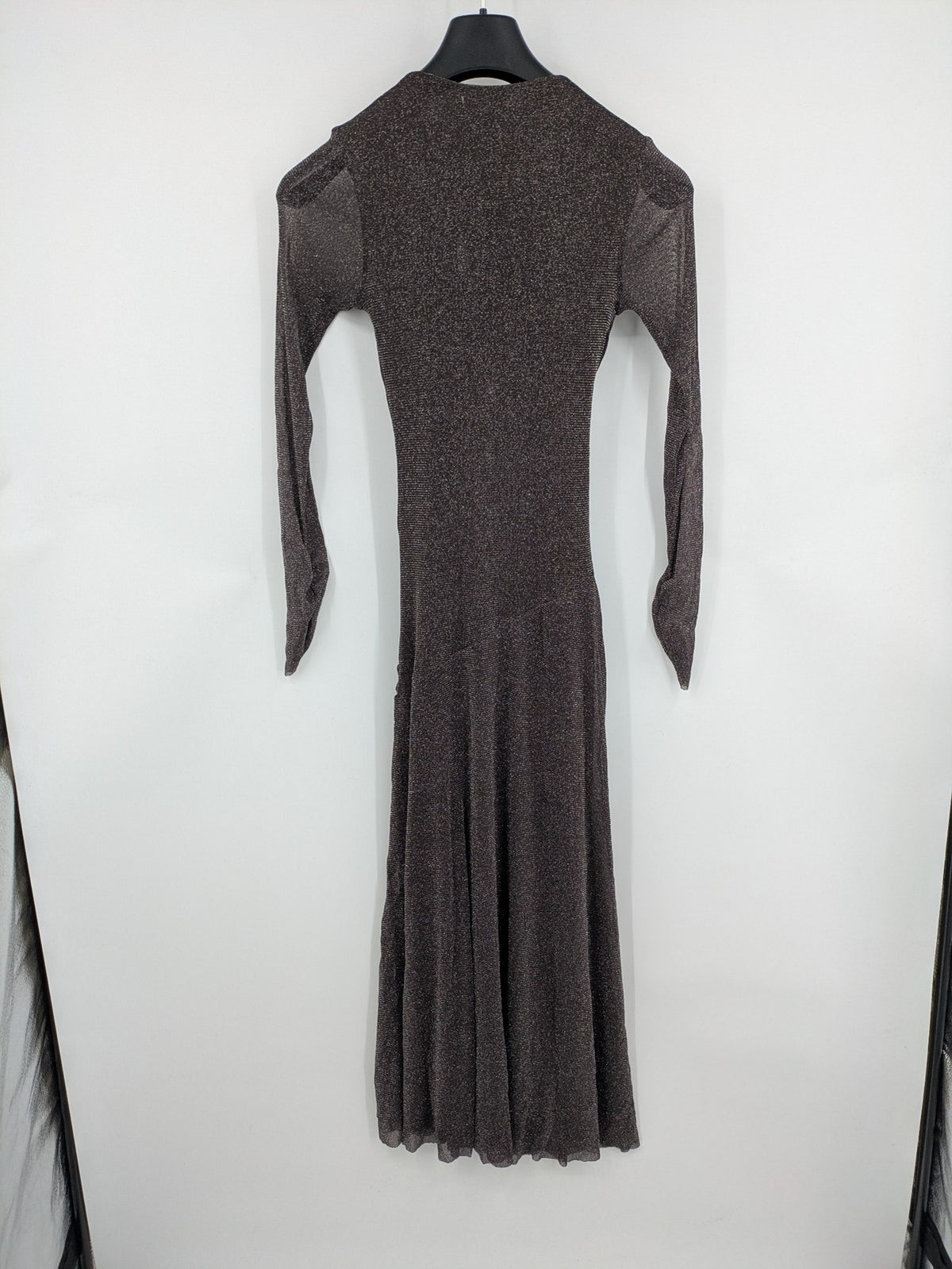 Abendkleid grey A-line dress metallic shimmer draped waist long sheer sleeves