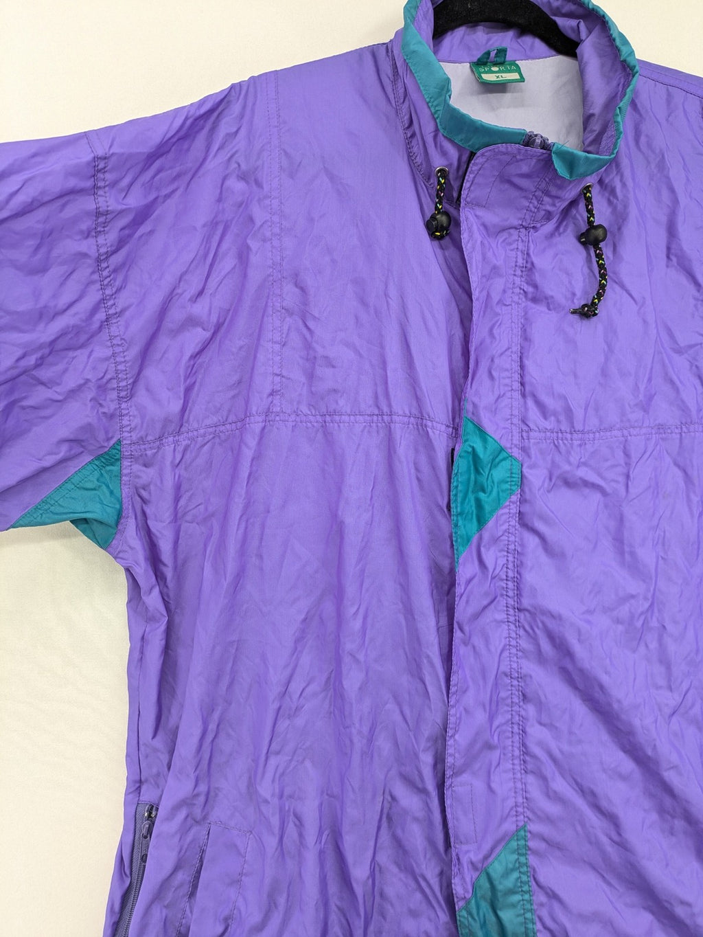 Linea blue and green vintage windbreaker jacket, 90s colorblock design, 100% polyamide.