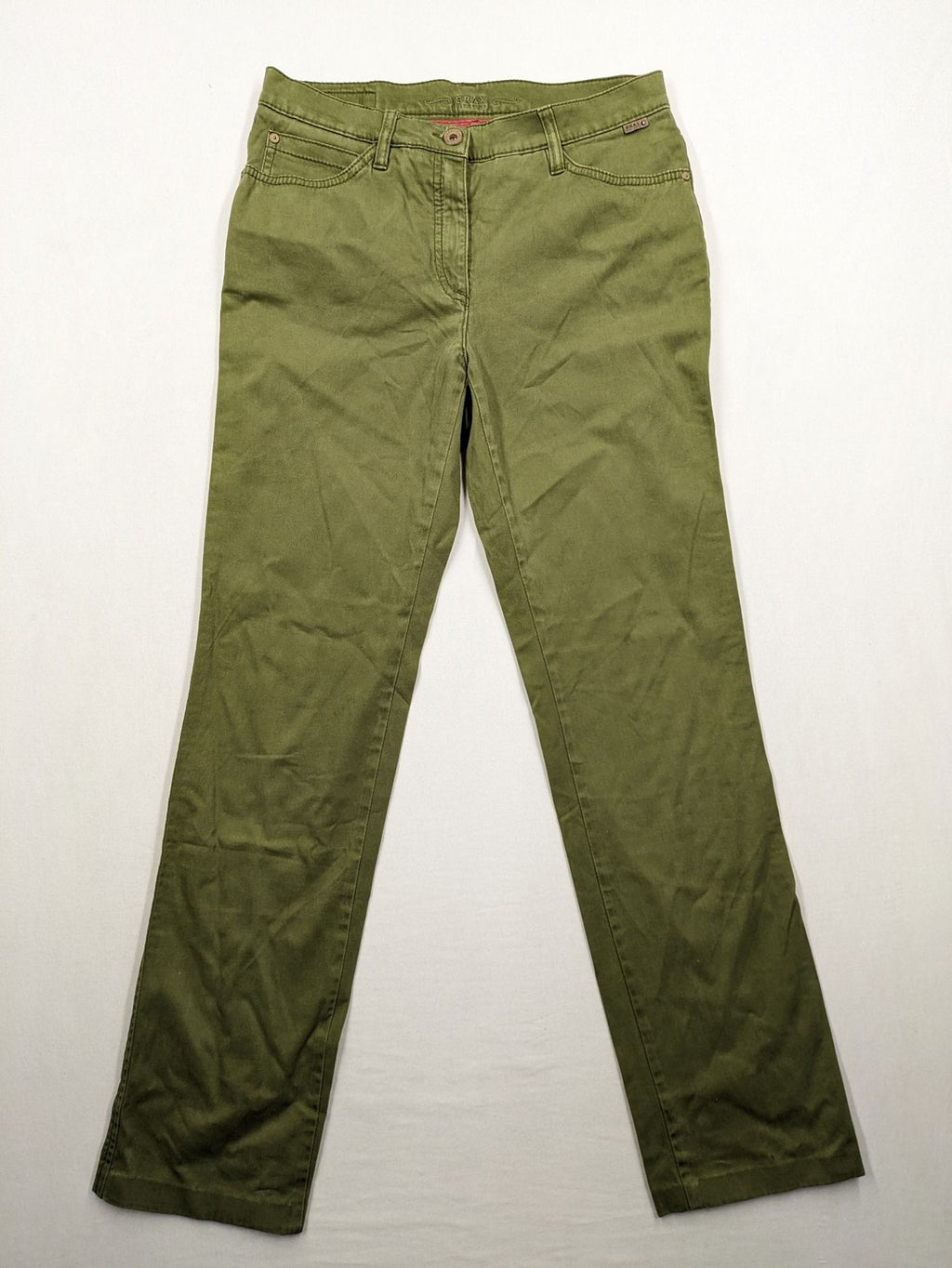 BRAX khaki pants classic five-pocket style with logo patch and zip button closure.