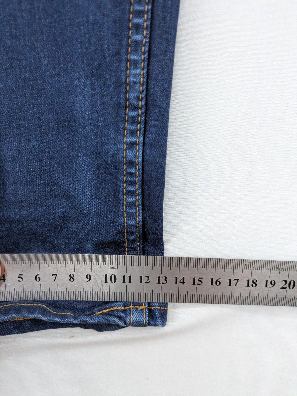 Q/S Designed By blue skinny jeans classic 5-pocket style with zipper and button closure