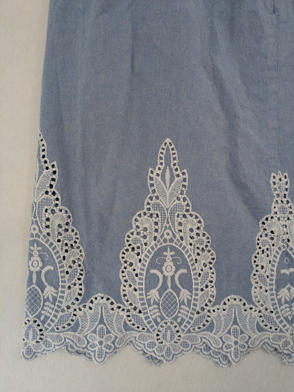 Yessica C&A blue A-line dress with white lace embroidery and side zipper.