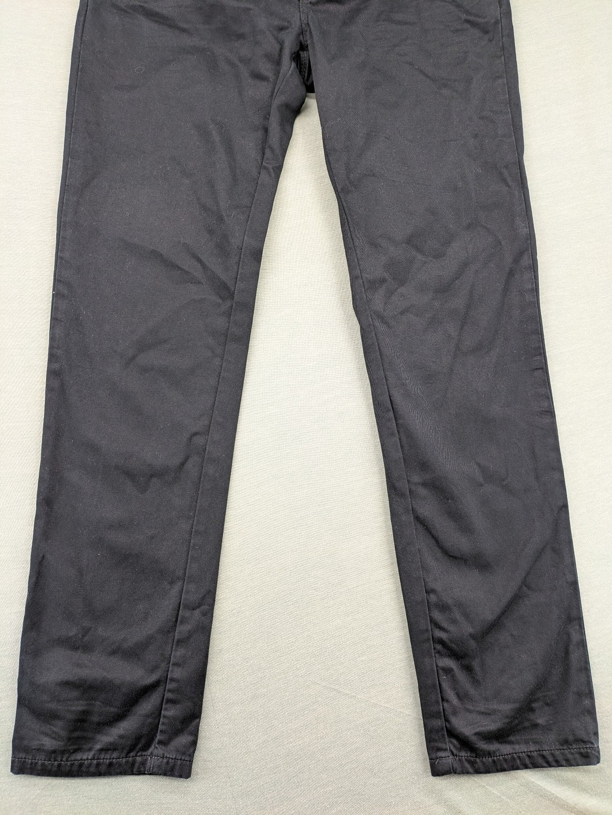 Sisley grey chino pants straight fit button fly classic style cotton material