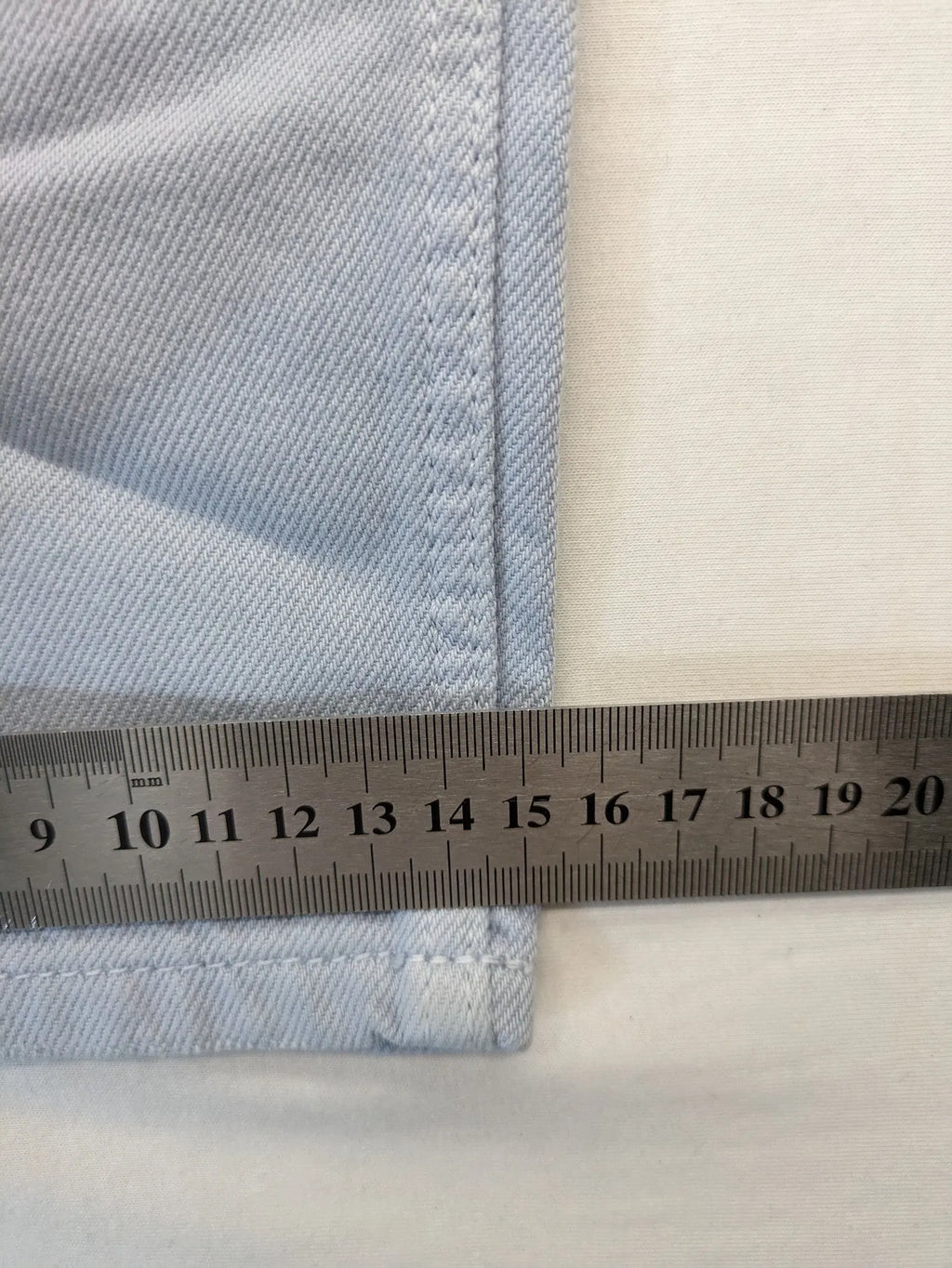 Esprit blue mom fit jeans high waist 5-pocket design with original tag.
