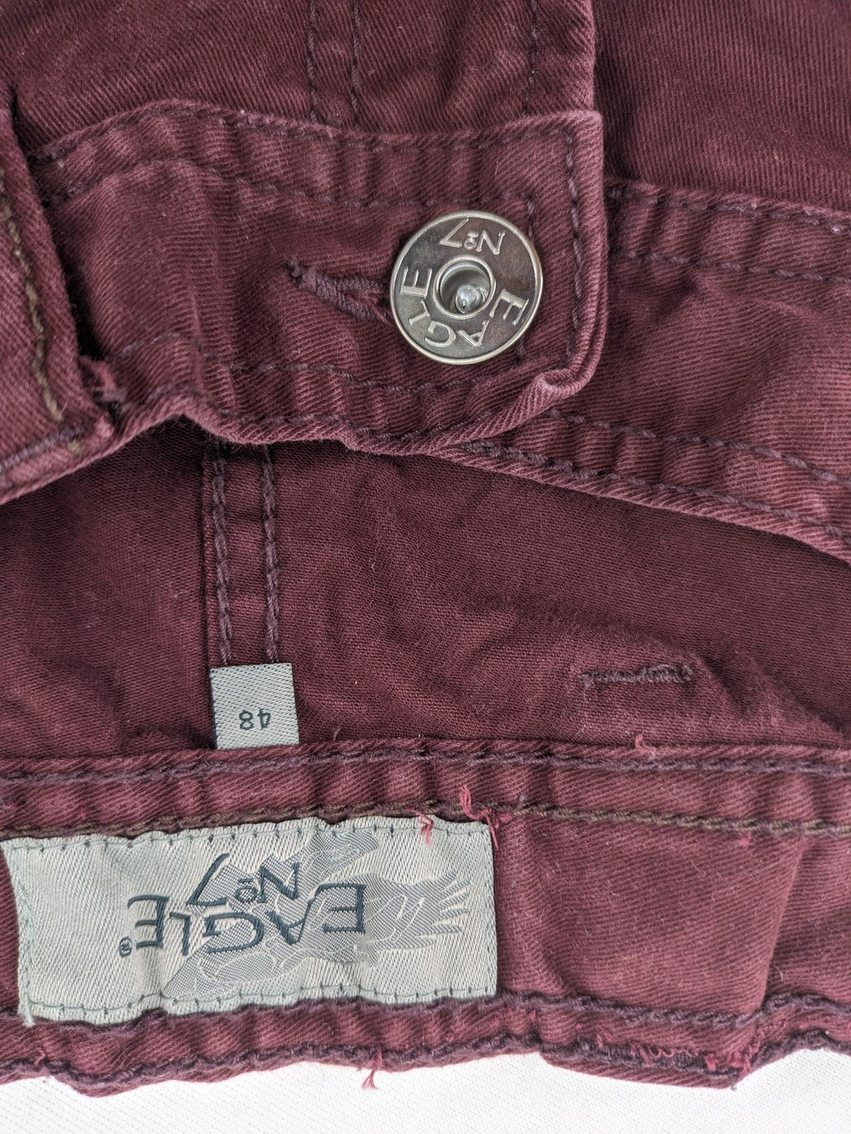 Baumwolle burgundy straight jeans 5-pocket design with brand logo and stretch material