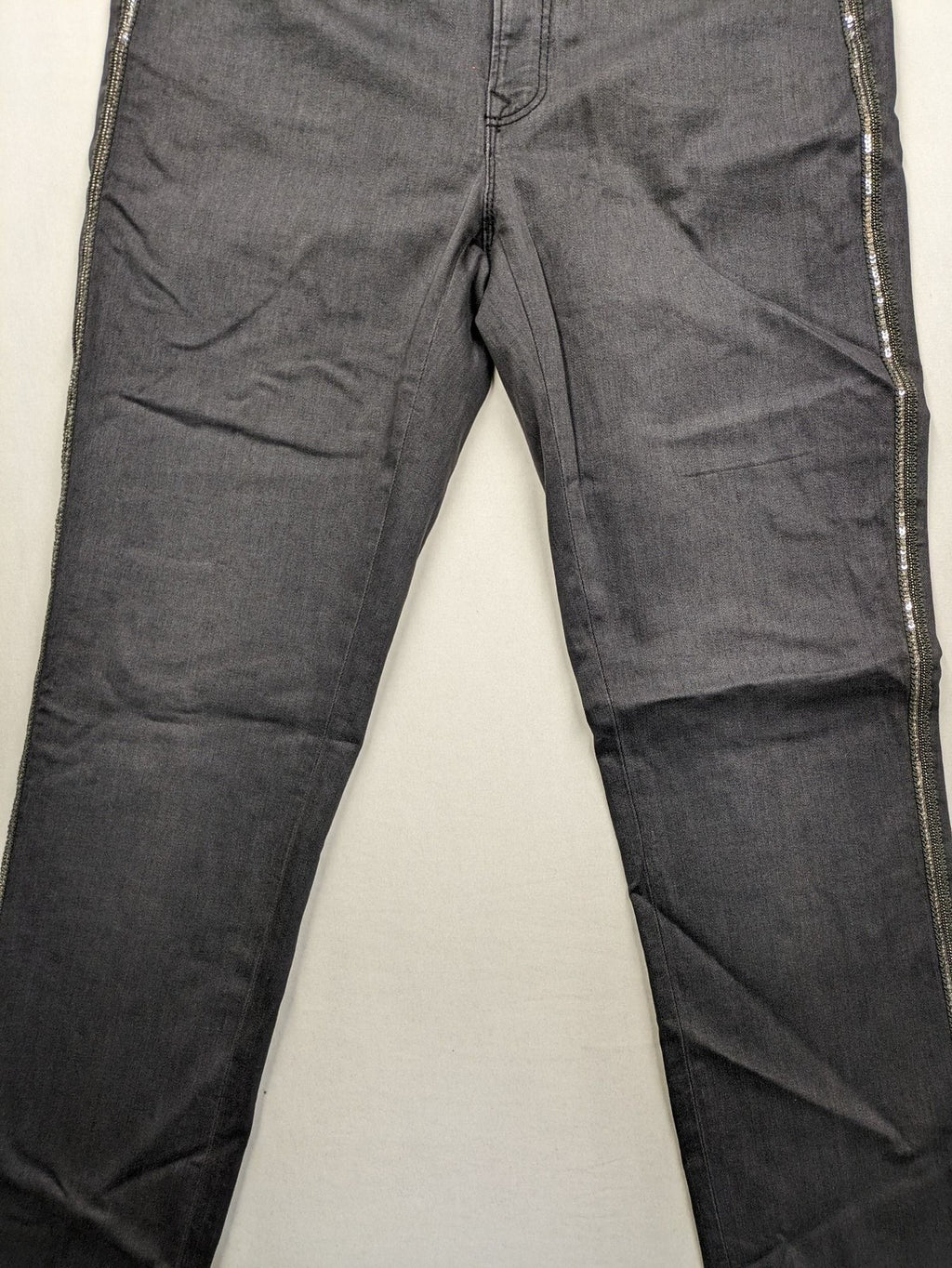 BRAX straight jeans grey with pearl detailing on outer seams, five-pocket style.