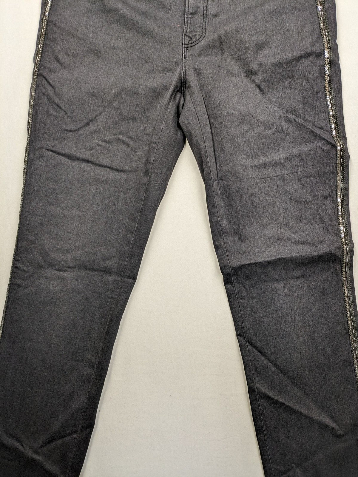 BRAX straight jeans grey with pearl detailing on outer seams, five-pocket style.