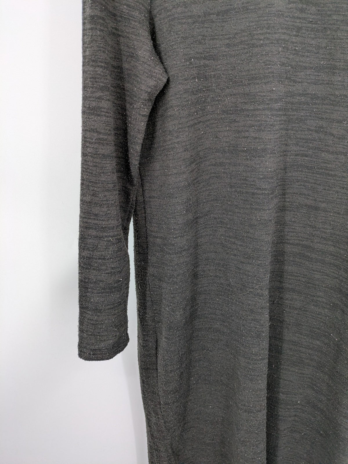 Vero Moda grey midi dress with long sleeves, standing collar, and side slits.
