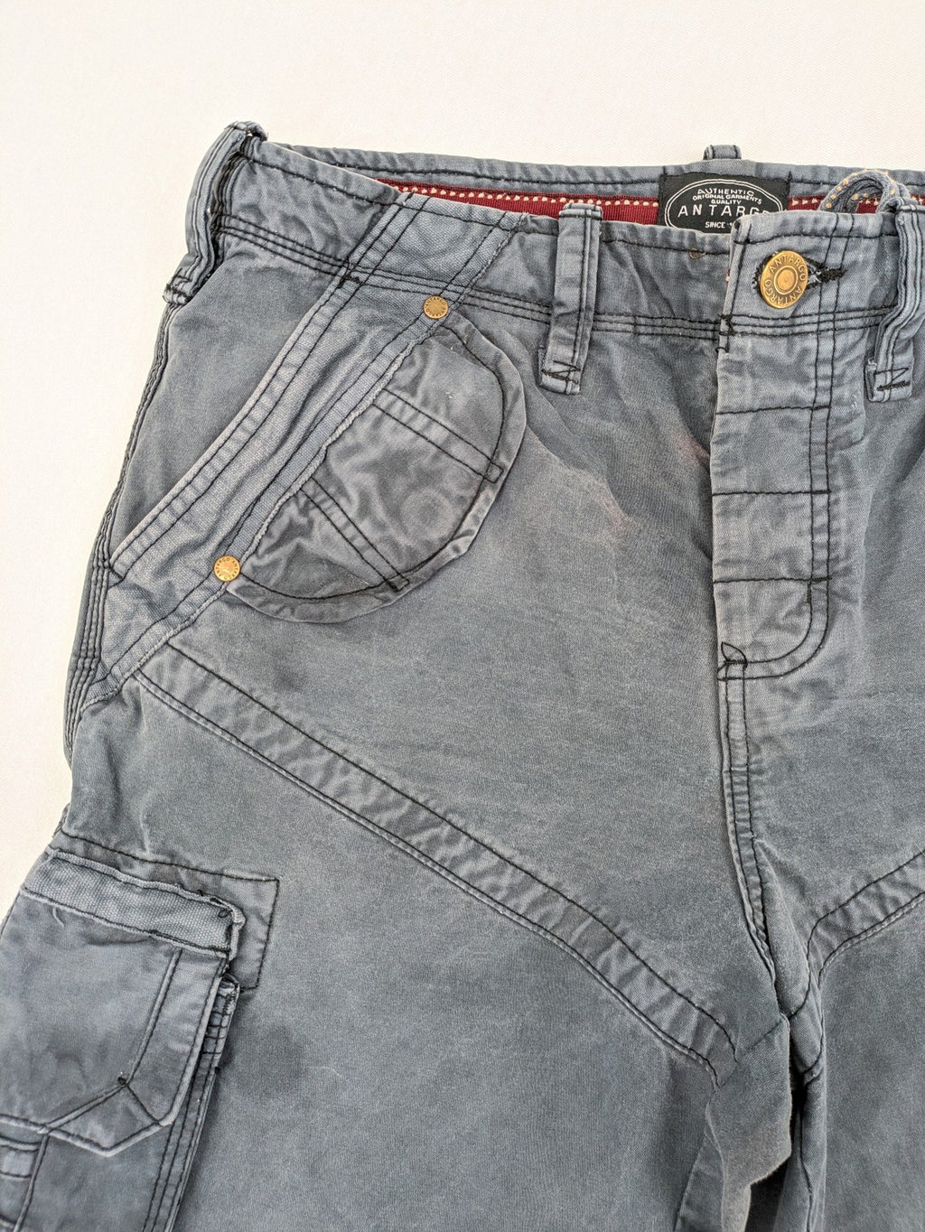 Antargo grey cargo shorts washed finish multi-pocket design durable cotton